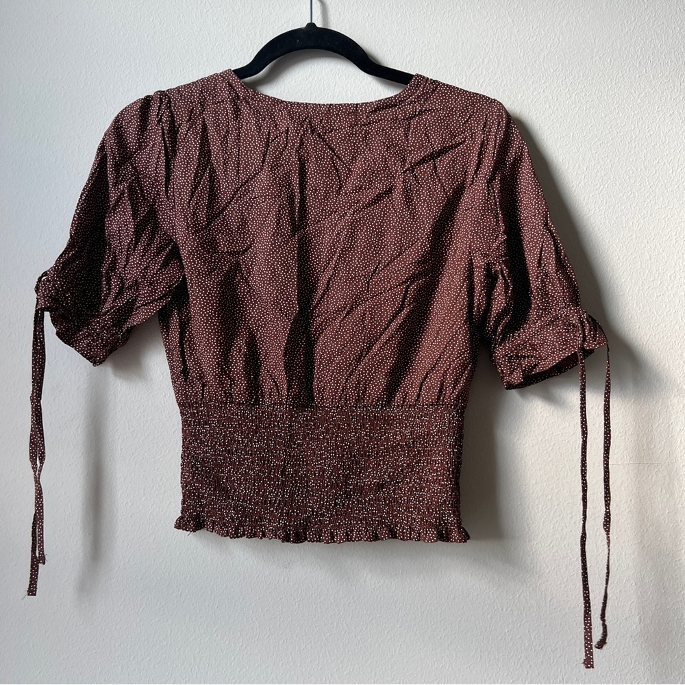 Abercrombie Brown Polka Dot Clasp front short sleeve shirt - Size XS NWT - Picture 5 of 5